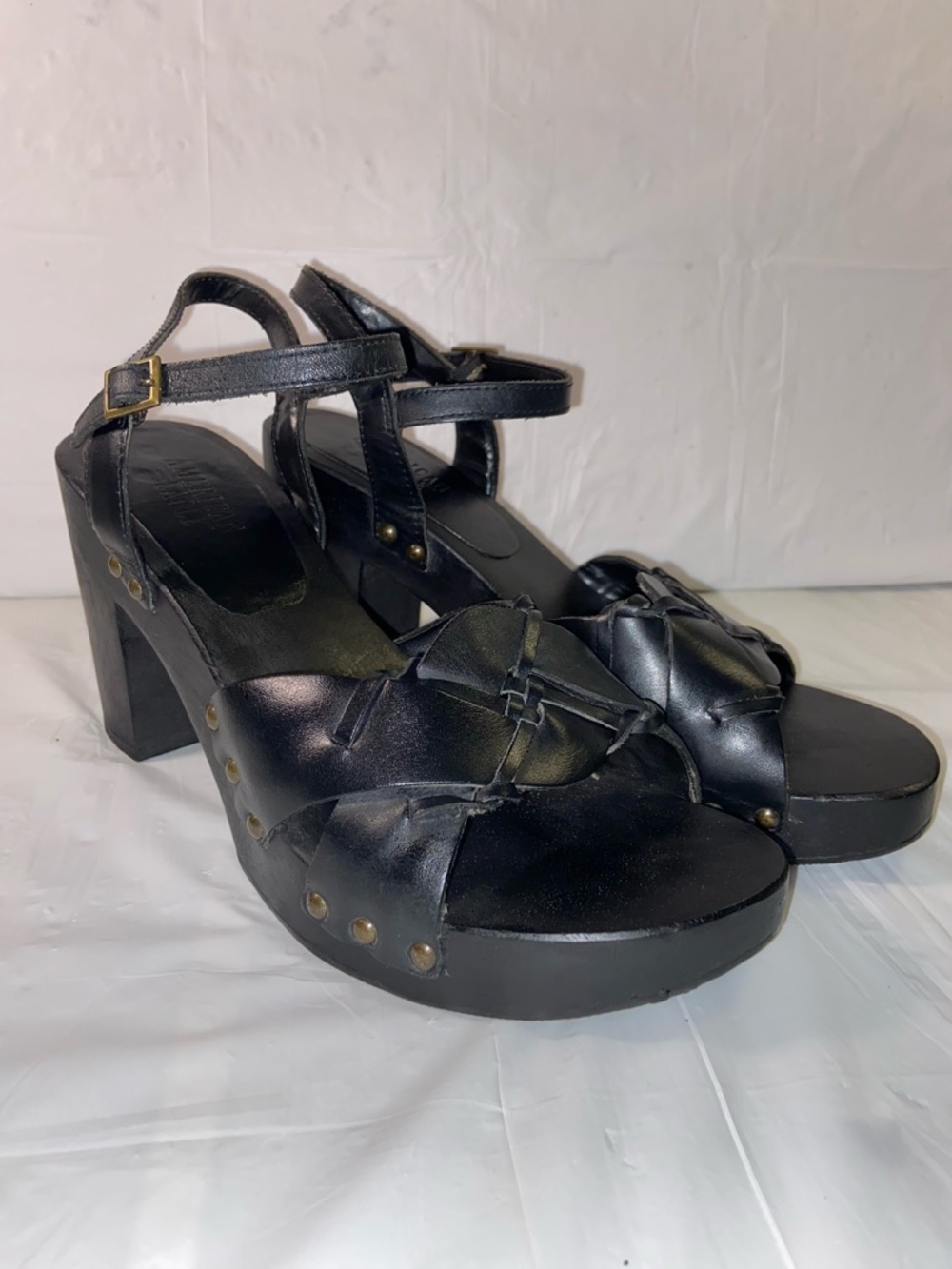 American Eagle platform clogs